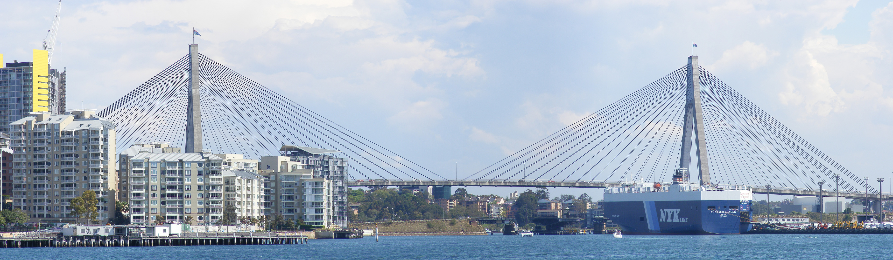 ANZAC_Bridge,_Sydney.jpg